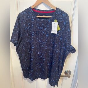 Robert Graham Navy and Blue Paisley Skull  Tee XL NWT